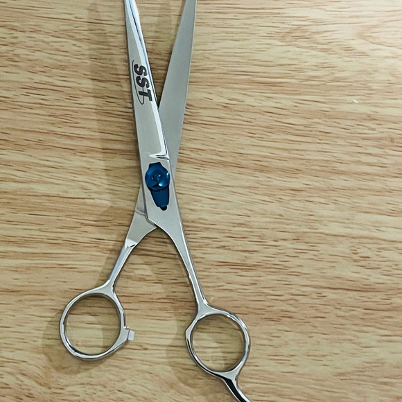 Barber scissor Razor7.5” adjustable Tension - Picture 2 of 5